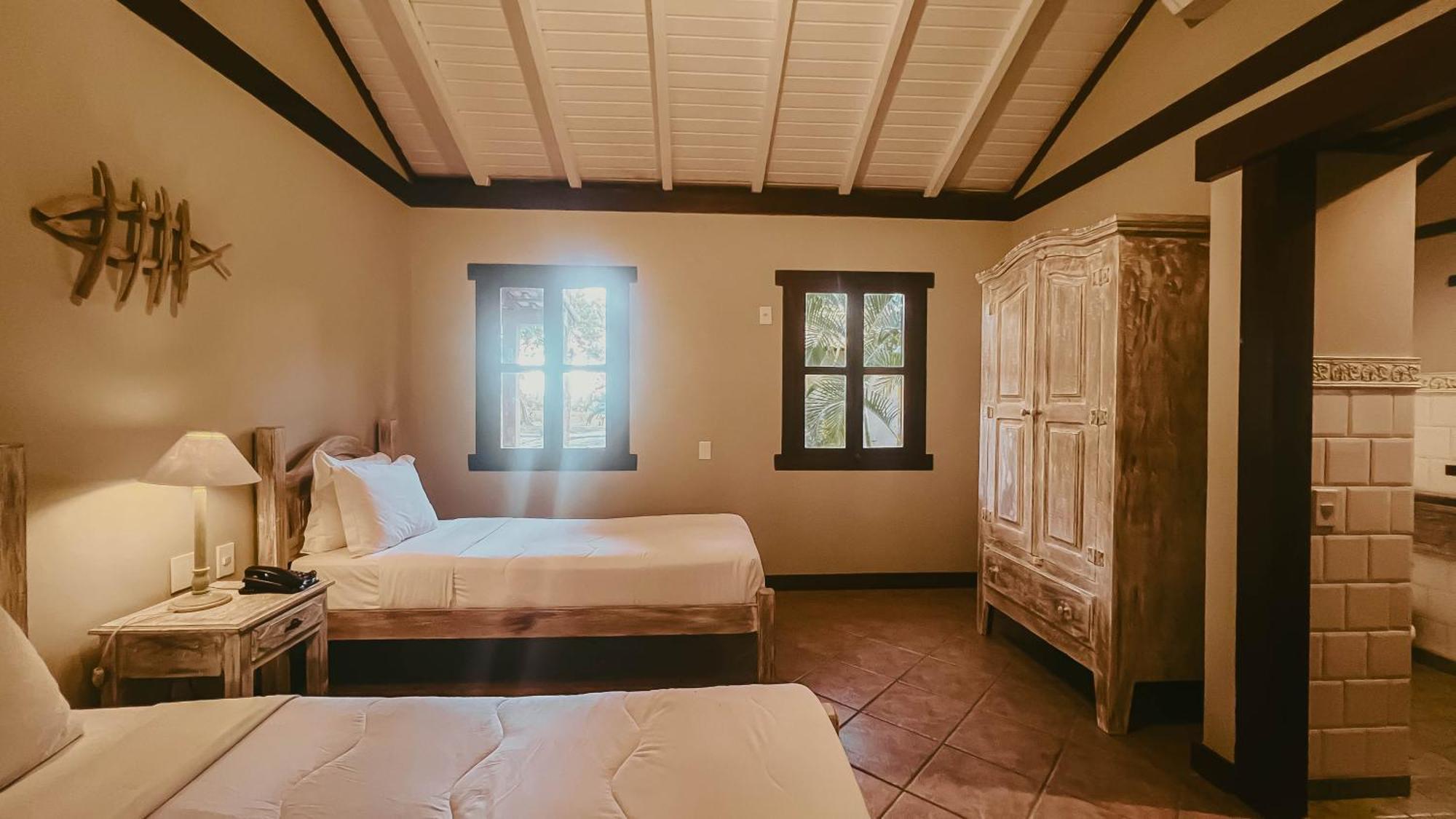 Vila Angatu Eco Resort Spa サンタ・クルース・カブラーリア エクステリア 写真