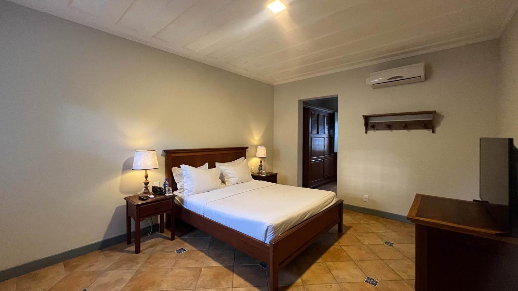 Vila Angatu Eco Resort Spa サンタ・クルース・カブラーリア エクステリア 写真