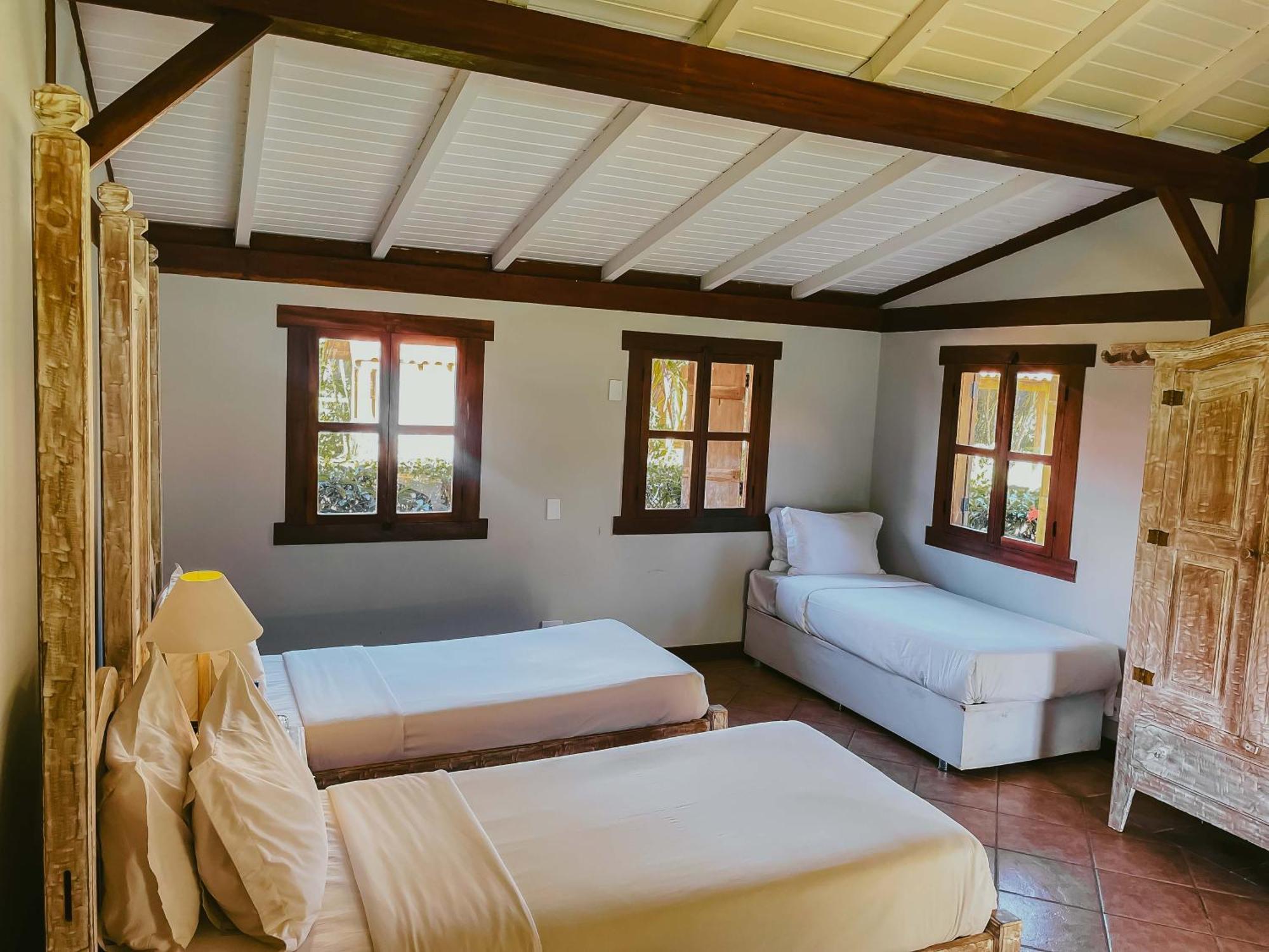 Vila Angatu Eco Resort Spa サンタ・クルース・カブラーリア エクステリア 写真