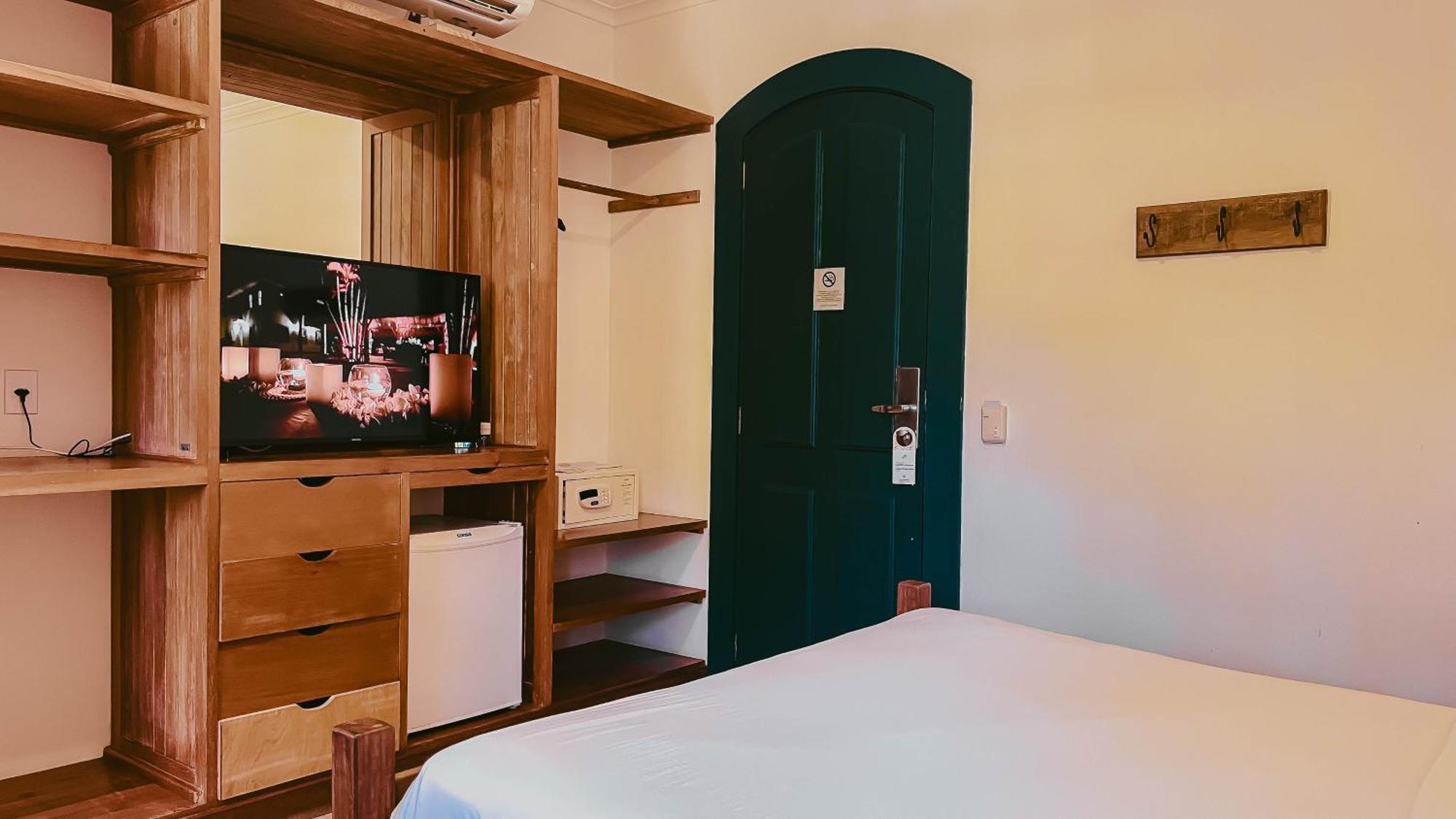 Vila Angatu Eco Resort Spa サンタ・クルース・カブラーリア エクステリア 写真